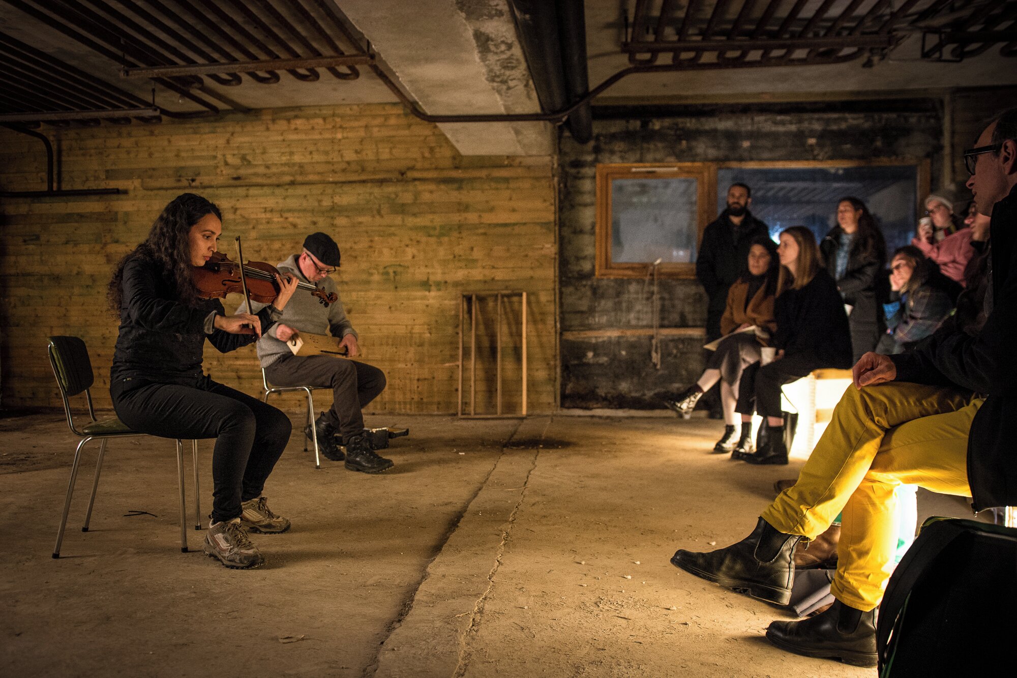 Black-legged Kittiwake. 
Performance by Hanan Benammar and Espen Sommer Eide during the second edition in 2018.
Photo: Laimonas Puisys
