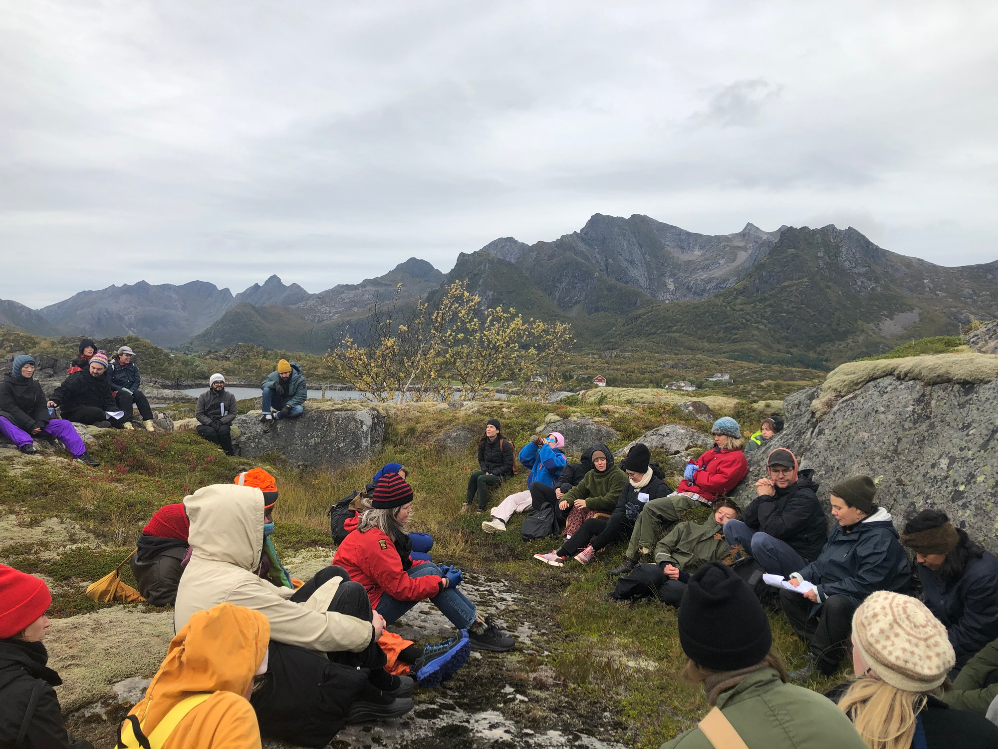 Listening in the footsteps of Ane Truls, a sensory walk through cultural heritage sites of Kabelvåg / Gábelváhke, that can be understood as an artistic response or dialogue with The Truth and Reconciliation Commission´s report. A performative walk by Elin Már, who invited Lina Salomonsen Sjølie, Máret Rávdna Buljo and Torgeir Norkild to the sesory walk where Linas text was read out loud and raindeer broth was served for lunch. Ocean Eyes was curated by Valentinas Klimasauskas in 2023. Photo by Jane Gerrity.
