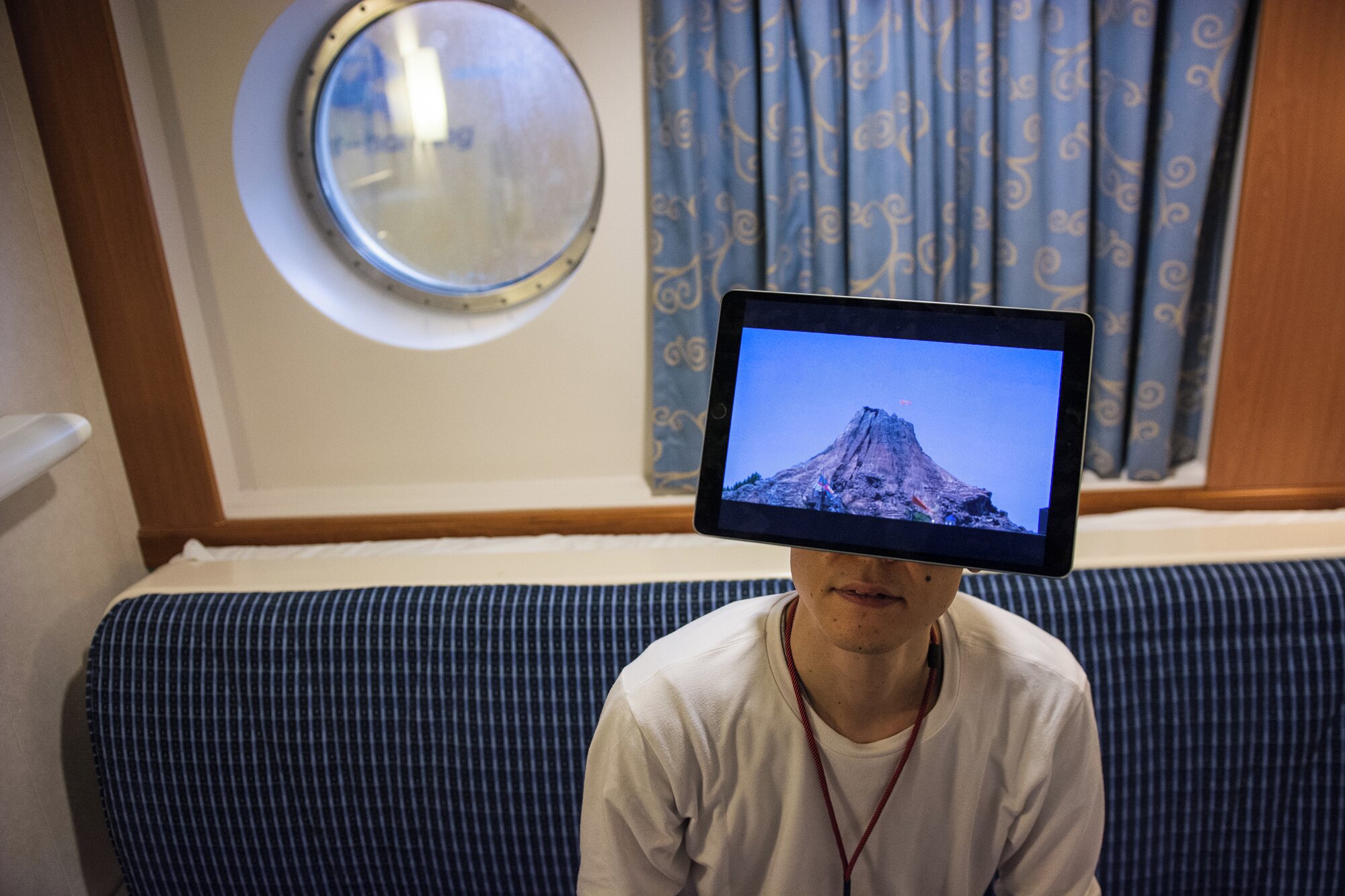 Daisuke Kosugi during performance. Photo: Laimonas Puisus