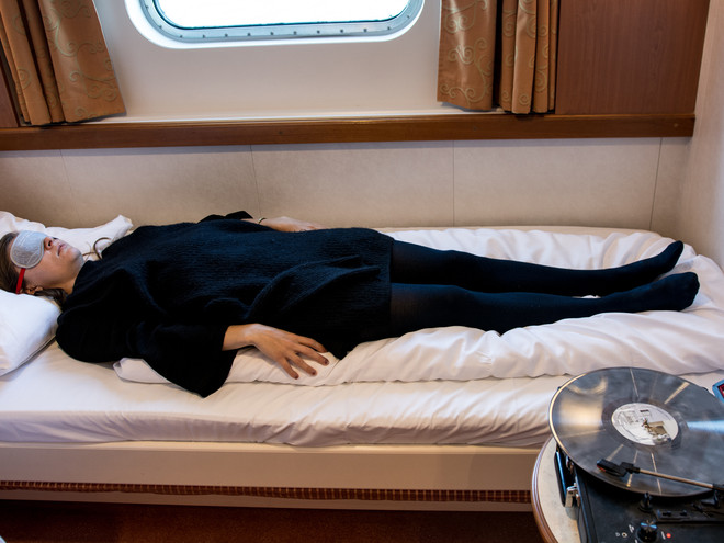 Reverie: On the Liberation from Work. Hypnotherapy, 21:20 min x 2, LP Record. By Danilo Correale during the first edition in 2017. Photo: Laimonas Puisys