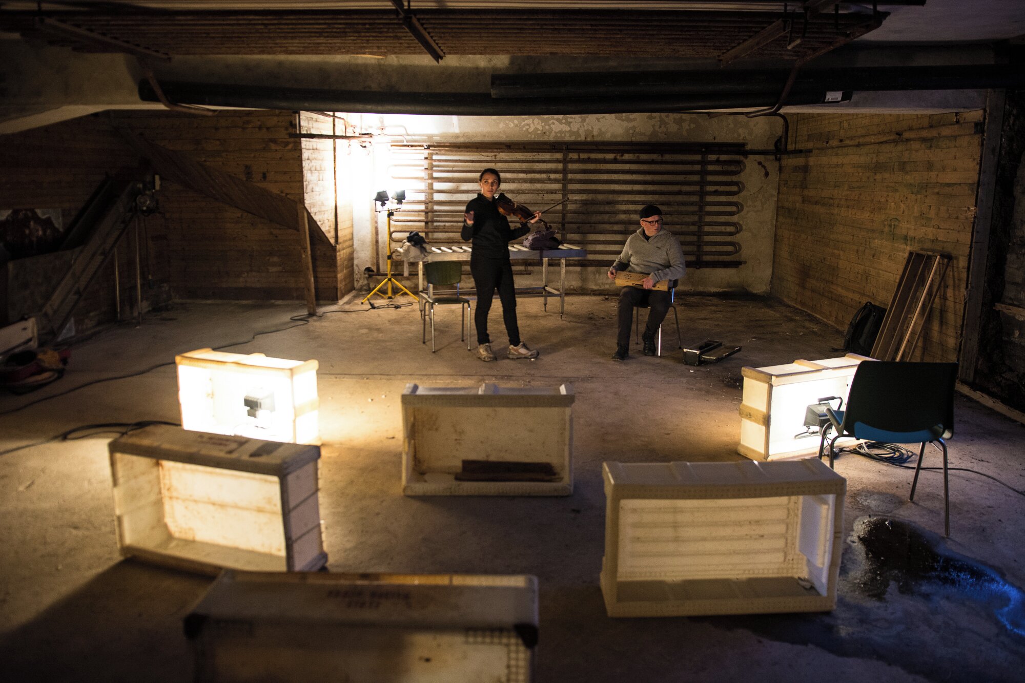 Hanan Benammar and Espen Sommer Eide behind the scenes